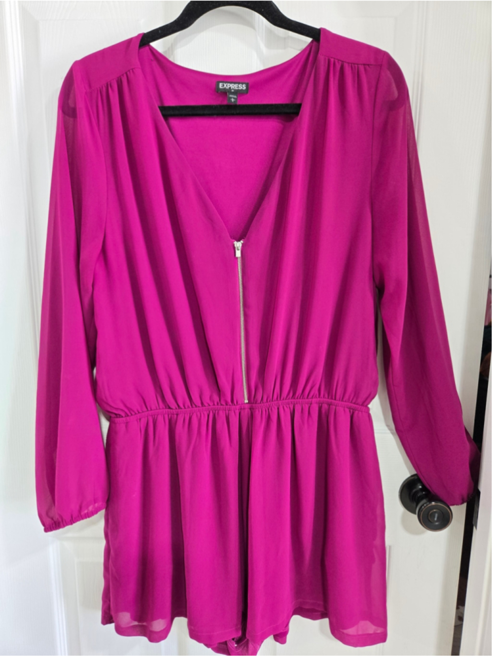 Women's Express Romper Size L Pink Long Sleeve Zip Front